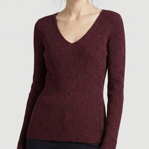 Alfani sz large metallic ribbed v neck long sleeve sweater